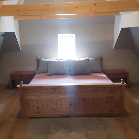 Neue Wunderschoene Direkt Im Herzen Von Daire *